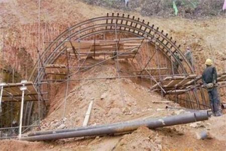 渠县钢花管锚杆施工